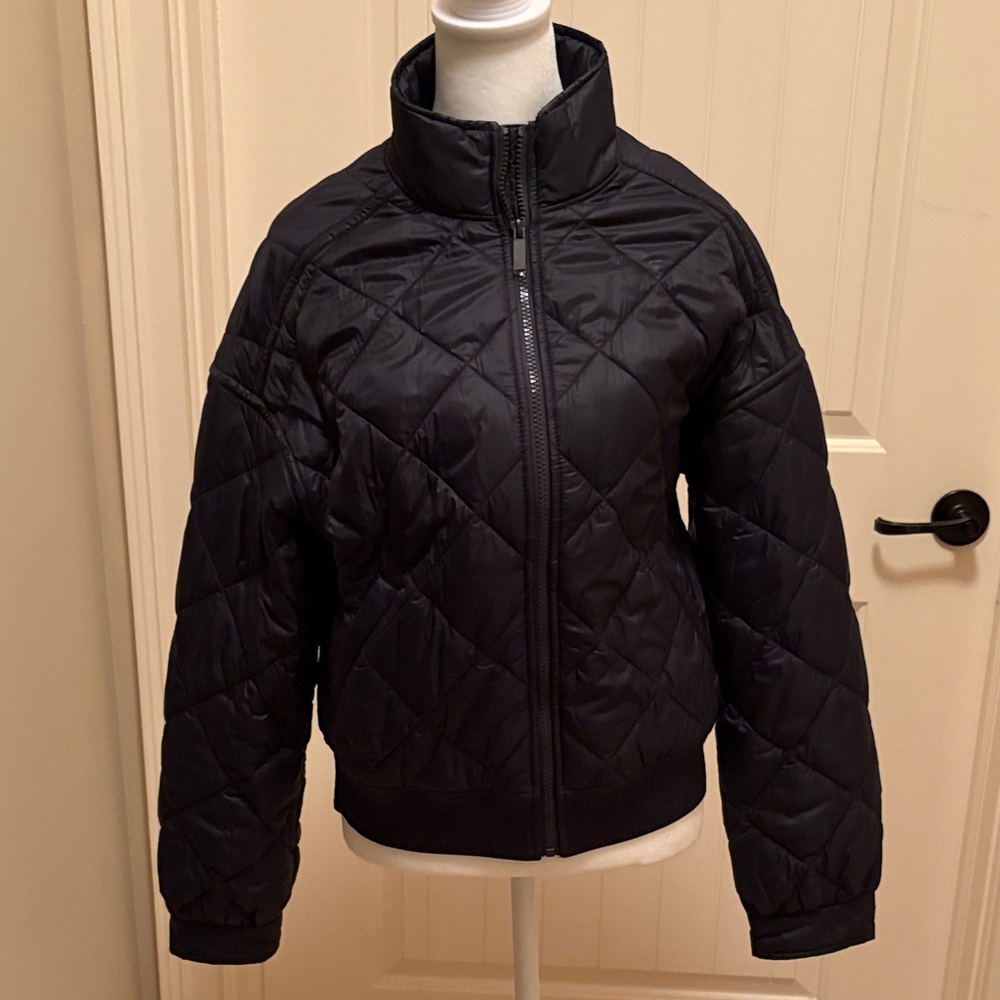 Travis Mathew Women's Quilted Black Puffer Coat